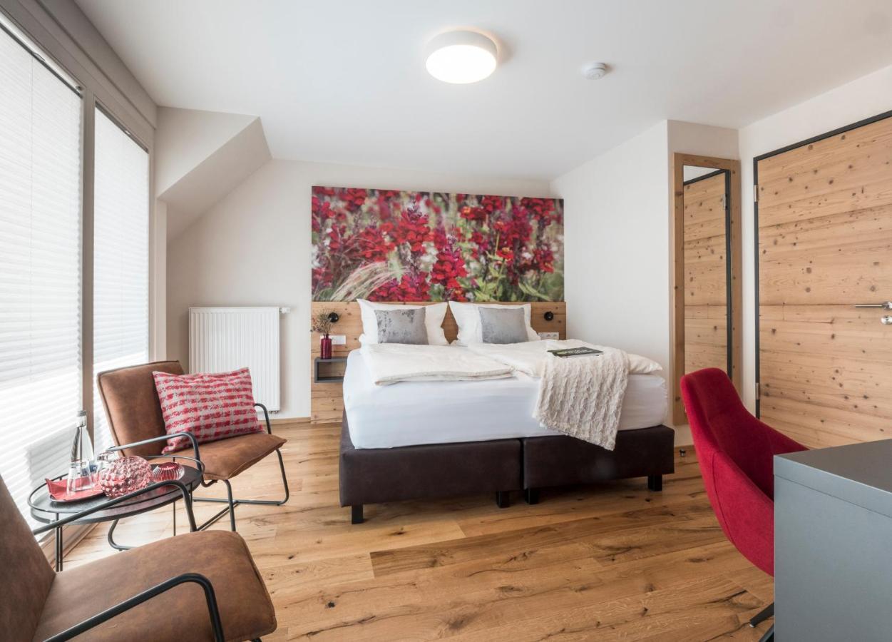 Landhotel Gasthaus Zum Pflug Zell am Harmersbach Eksteriør billede