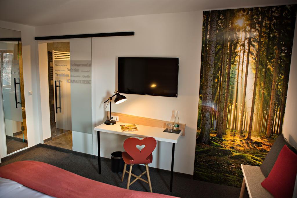 Landhotel Gasthaus Zum Pflug Zell am Harmersbach Eksteriør billede