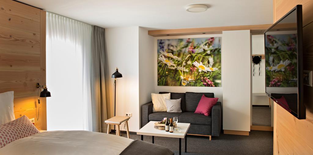 Landhotel Gasthaus Zum Pflug Zell am Harmersbach Eksteriør billede