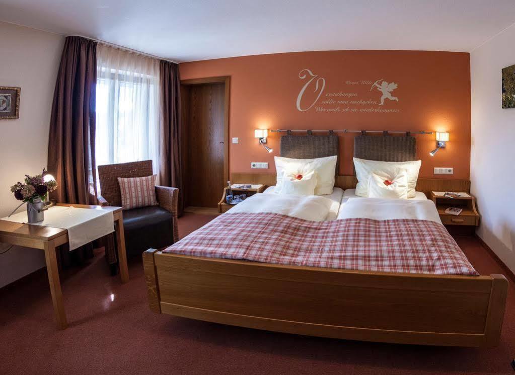 Landhotel Gasthaus Zum Pflug Zell am Harmersbach Eksteriør billede